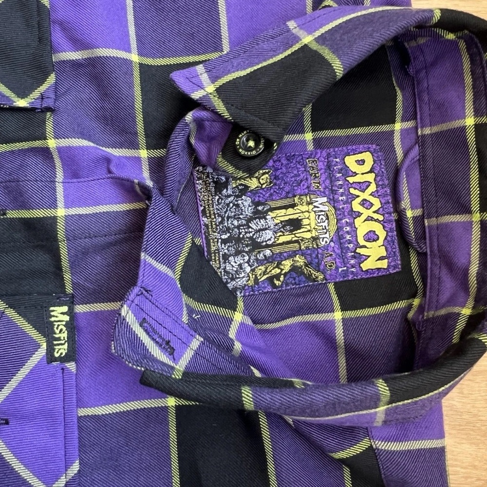 Sold - Picture 3 of 3